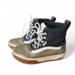 Vans Standard Mid Snow MTE Boots M5.5 W7